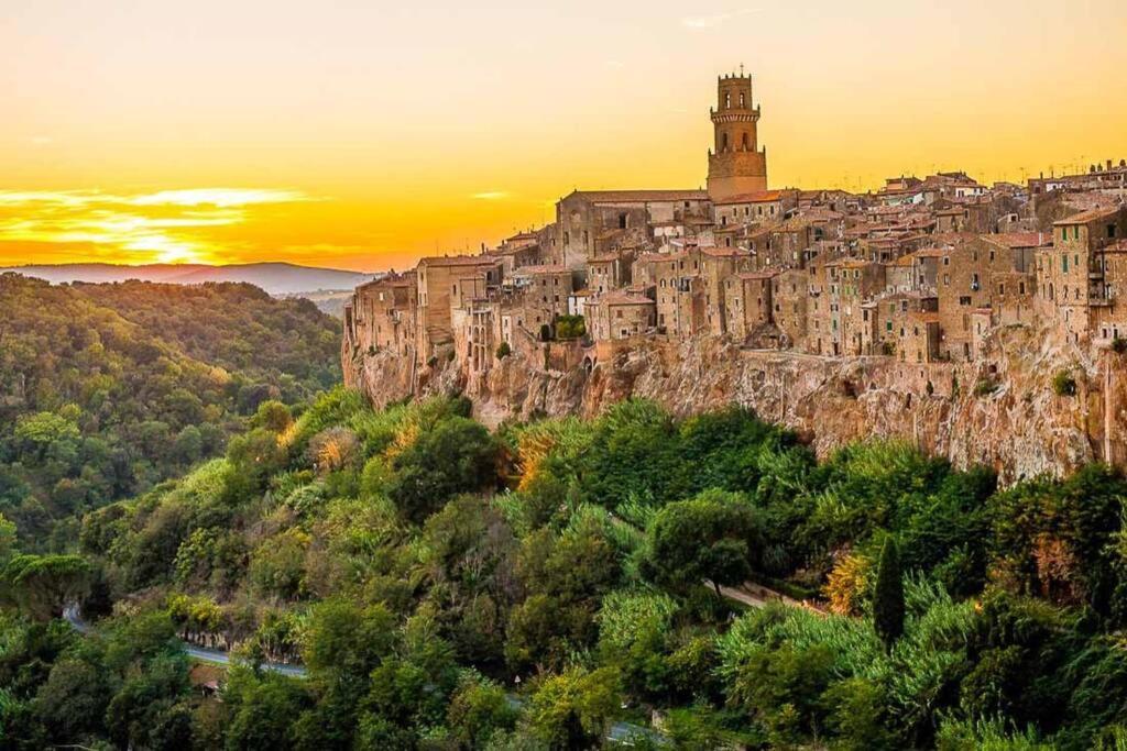 La Casa All'Oliveto Apartment Pitigliano Bagian luar foto